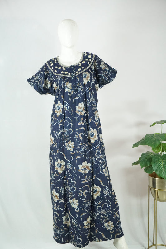 Alpine embroidery nighty