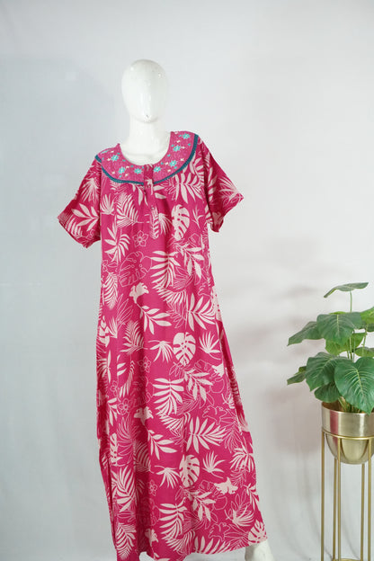 Alpine embroidery nighty