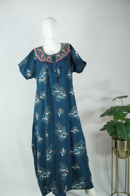 Alpine embroidery nighty