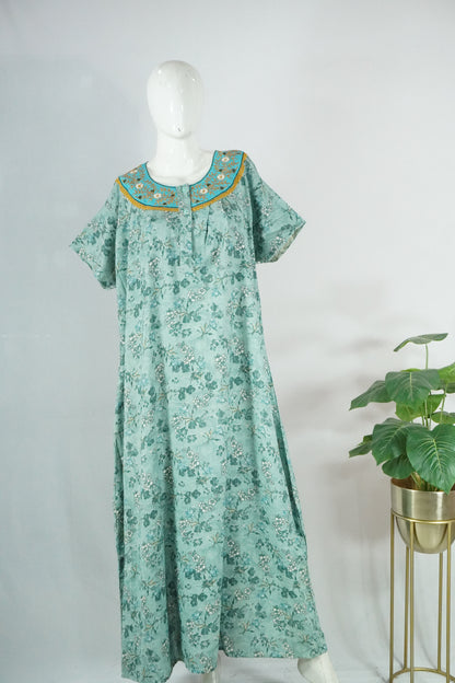 Alpine embroidery nighty