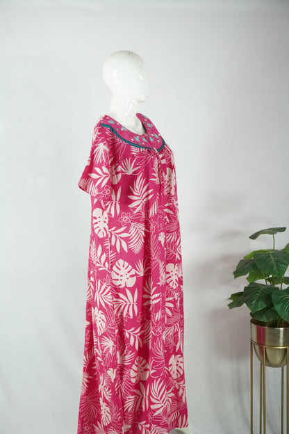 Alpine embroidery nighty