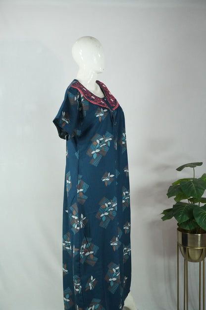 Alpine embroidery nighty