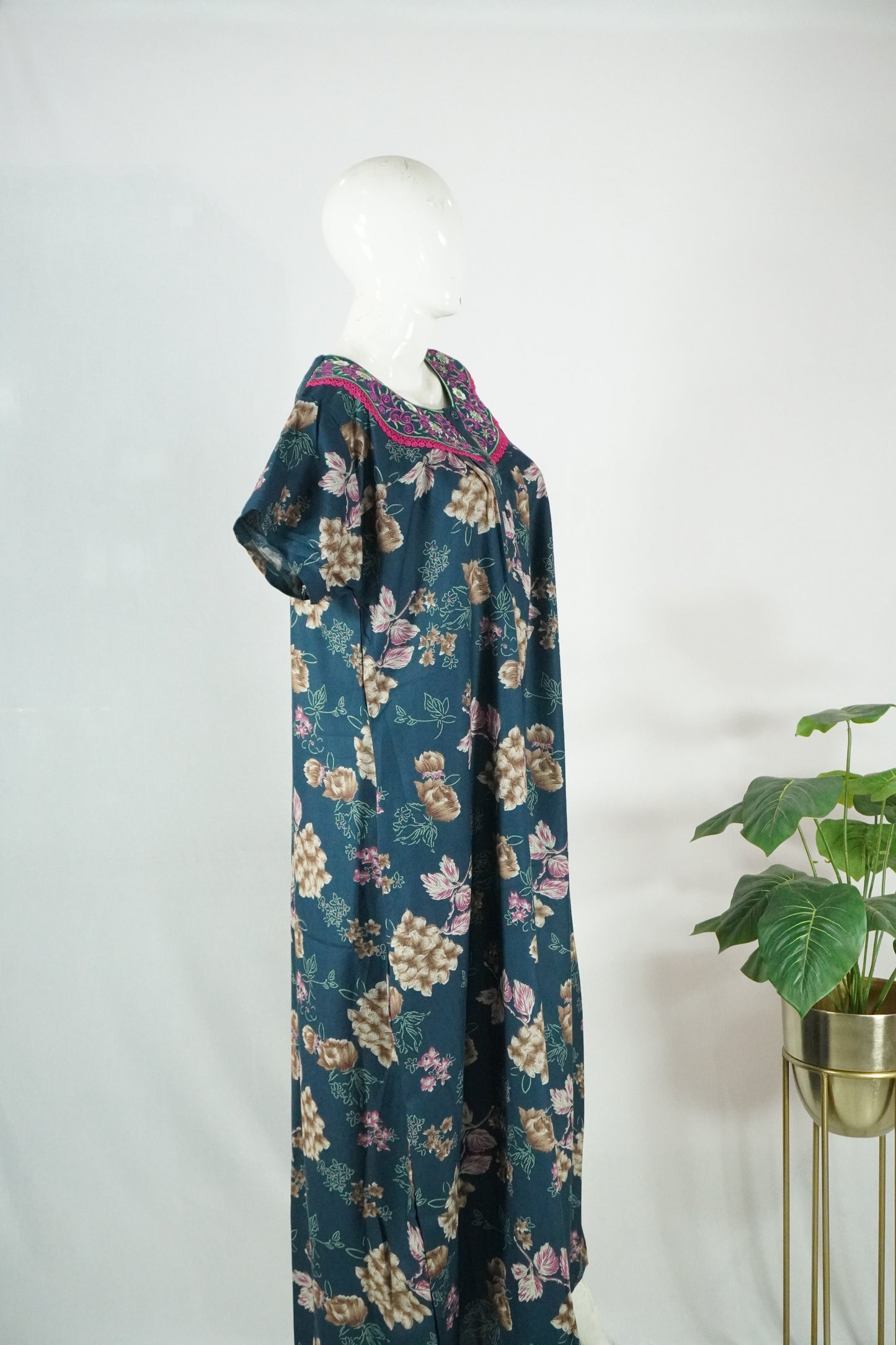 alpine embroidery nighty