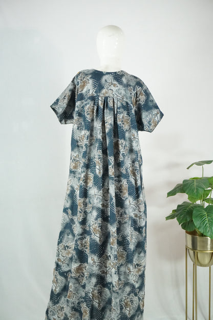 Alpine embroidery nighty