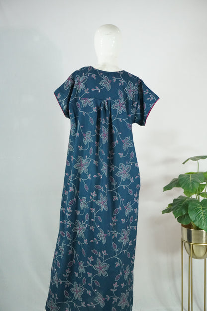 Alpine embroidery nighty